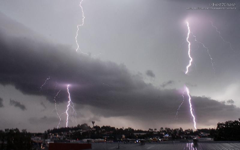 Severe thunderstorms lash southeast QLD with more on the way